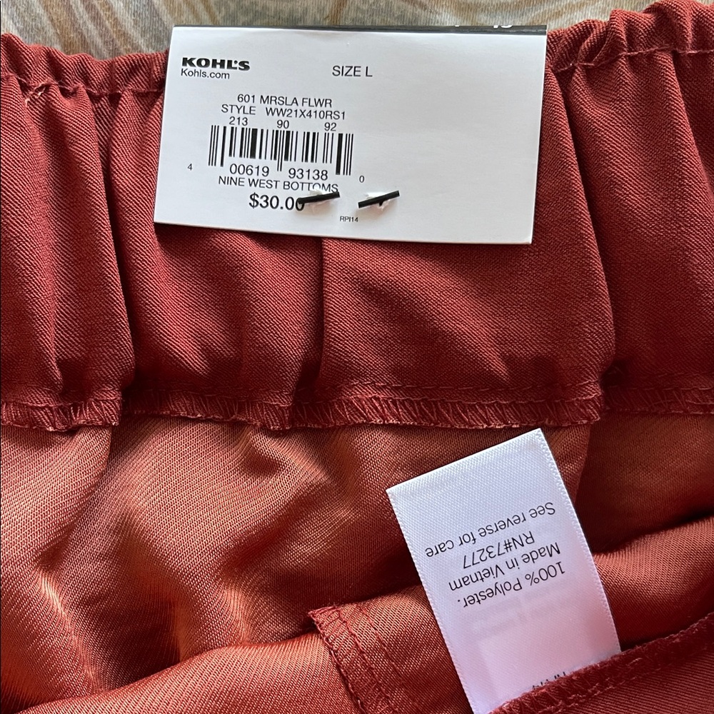 Nine West Rust High-Waist Women's Shorts - Picture 4 of 6